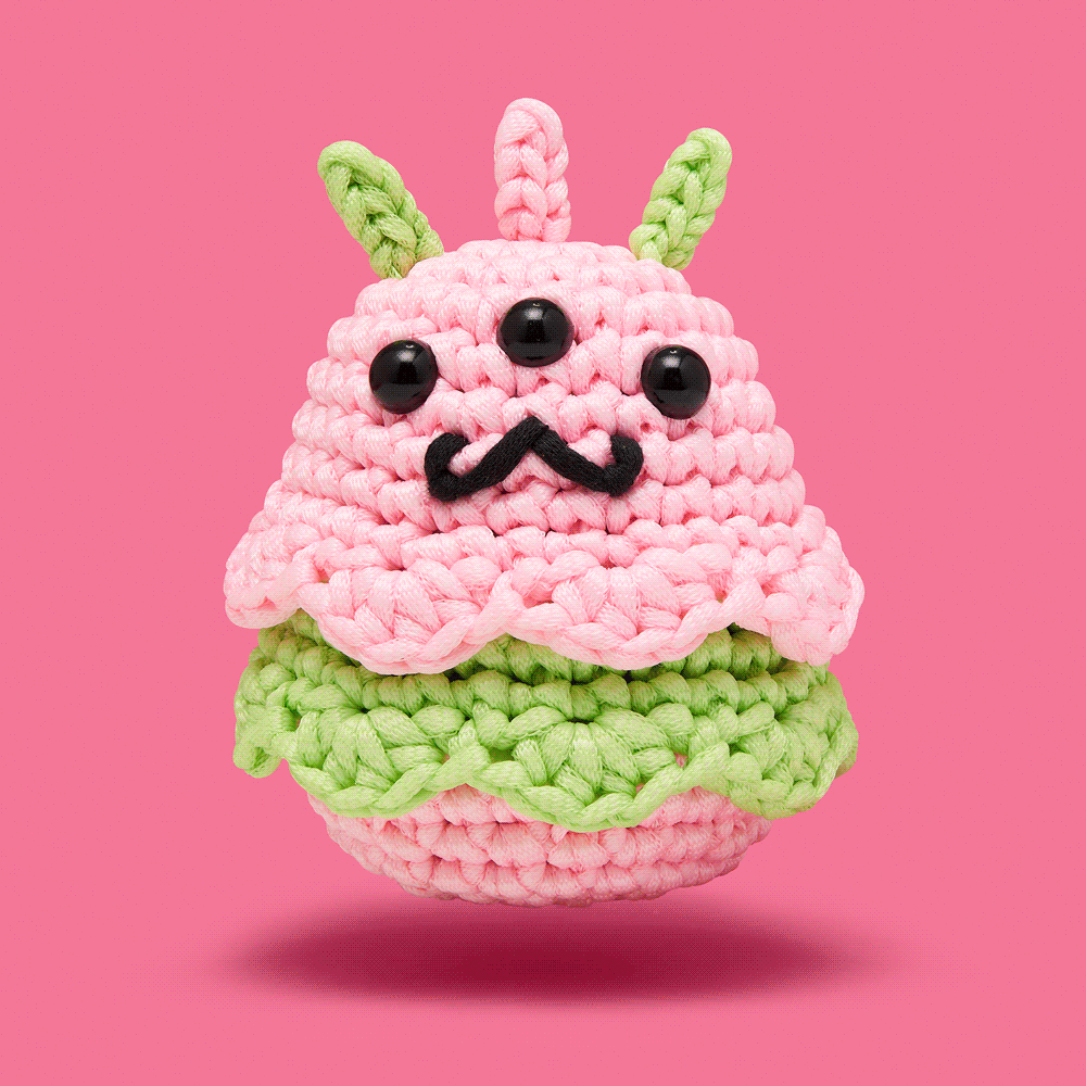 Alternative view of Ursa the Venusian Crochet Kit